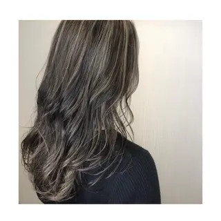 ロング カラー ヘアアレンジ やました りなのヘアスタイル