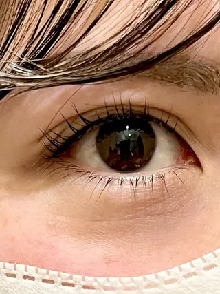 マツエク・マツパ Cure所属・三澤 朱里の眉毛・アイブロウイメージ