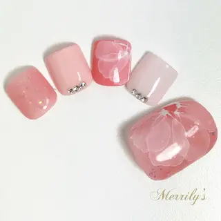 ネイル Merrily's所属・Merrily's Hagi Minaのネイルデザイン
