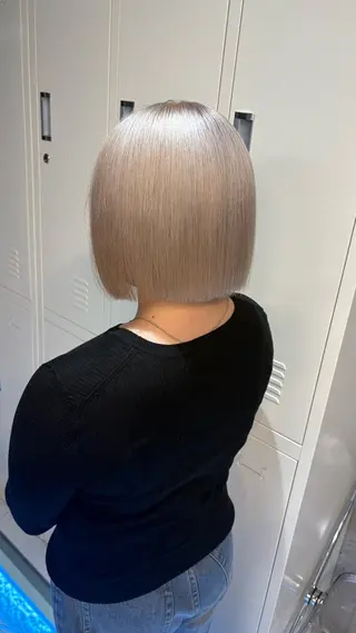 ショート 立川ハイトーン💫 Minoriのヘアスタイル