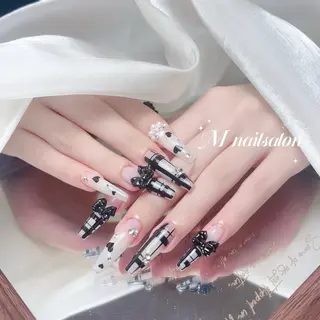 ネイル M🌷nail 長さだし専門店のネイルデザイン