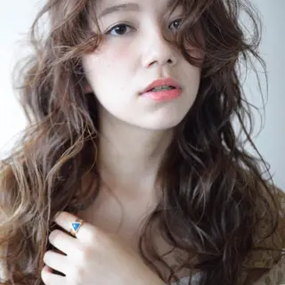 ロング パーマ 近藤 亮太のヘアスタイル