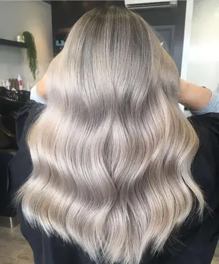 ロング カラー レイヤーカット BLend 渋谷のヘアスタイル