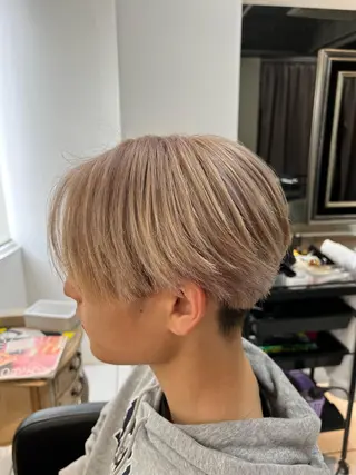 カラー メンズ パーマ特化美容師 茂木広幸のヘアスタイル