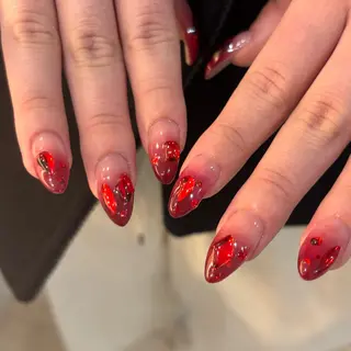 ネイル 栗田 ゆう子のネイルデザイン