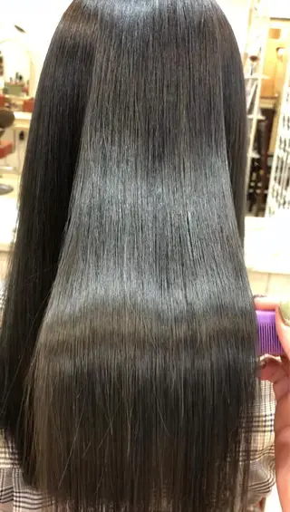 ロング カラー ＼脱・うねり& 広がり／gite菊のヘアスタイル