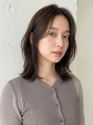 ミディアム kuschel ホリグチのヘアスタイル