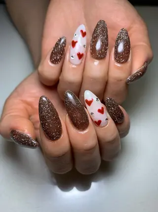 ネイル m.i private nail salon所属・大西 真衣のネイルデザイン