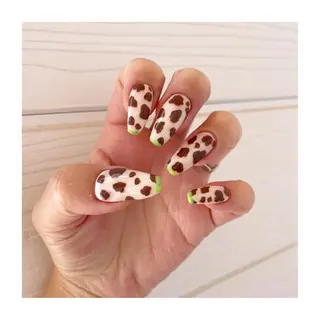 ネイル 駒月 明日香の眉毛・アイブロウイメージ