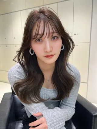 ロング つや髪ᰔᩚ暖色 カラーYui🩰のヘアスタイル