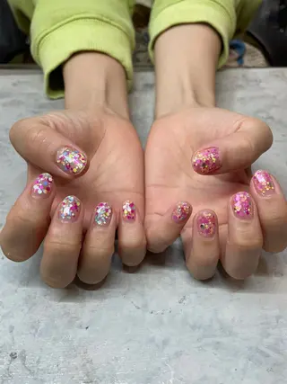 ネイル シンプリーワン 渋谷店🪄MOENAのネイルデザイン