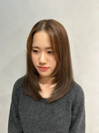 セミロング カラー 彩華 🎀 西梅田美容室のヘアスタイル