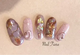 ネイル ネイル ティアラのネイルデザイン