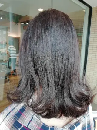 カラー 堀 望美のヘアスタイル