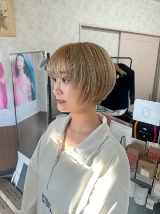 ショート カラー 髪質改善のプロ✨りな さんのヘアスタイル