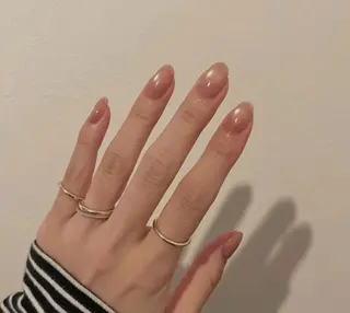 ネイル 高木 維麗絲のネイルデザイン