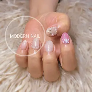 ネイル 小川 玲奈のネイルデザイン