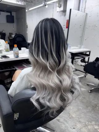 ロング 魅力引き出しヘア🐾 るくものヘアスタイル