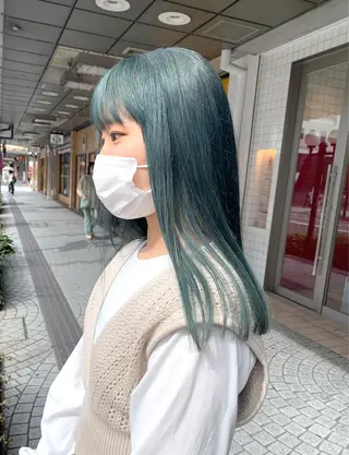 ロング みなもと ちはるのヘアスタイル