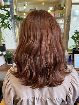ミディアム パーマ  大貫 茉央のヘアスタイル