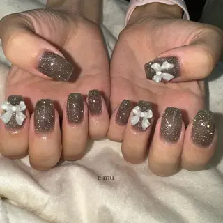 ネイル nail salon e'mu💐のネイルデザイン