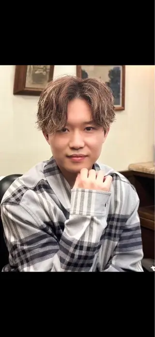 ミディアム パーマ ヒロ銀座名駅西口 長尾 匡起のヘアスタイル