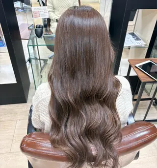 ロング 茶谷 沙穂のヘアスタイル