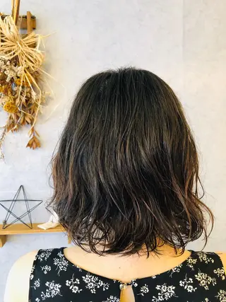 ショート パーマ 本多 美羽のヘアスタイル