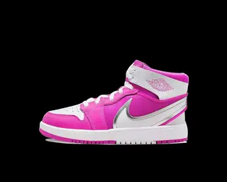 ショート キッズ LU NAのネイルデザイン