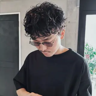 ショート パーマ メンズ 前野 日奈のヘアスタイル