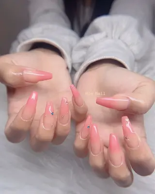 ネイル HIN NAILのネイルデザイン