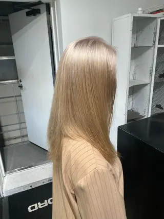 ロング カラー パーマ ヘアアレンジ メンズ nico TOKYO 渋谷所属・ブリーチ　ハイトーン 特化🌈フジタハルキのヘアスタイル