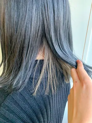 ミディアム nuu所属・💜ショート💜 ウルフ、ボブ二色亜美のヘアスタイル