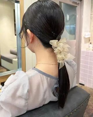 ヘアアレンジ yupi🐈‍⬛ レイヤー/パーマのヘアスタイル