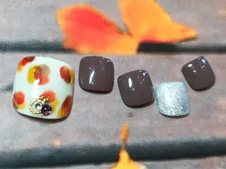 ネイル LUXUEUX春日店所属・LUXUEUX春日店 (ルクソー)のネイルデザイン