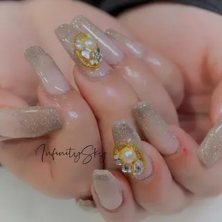 ネイル infinity skyのネイルデザイン