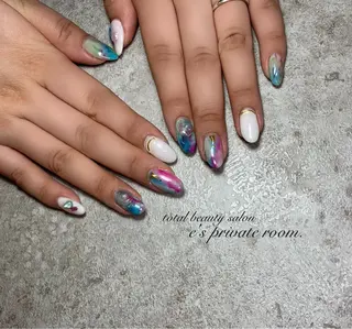 ネイル LAVISH nail salonのネイルデザイン