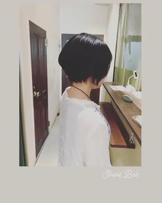 ショート ハイライト/インナー /ブリーチ/レイヤーのヘアスタイル