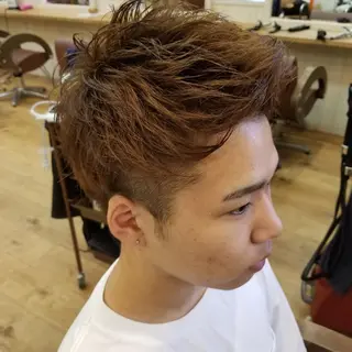 ショート カラー 【ネウィ天王寺 】seiyaのヘアスタイル