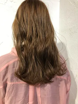 ロング カラー La  SHE's 天王寺店所属・マルヤマ リナのマツエク・マツパデザイン
