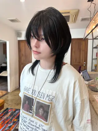 ミディアム YUI/レイヤー/ ハッシュカットのヘアスタイル