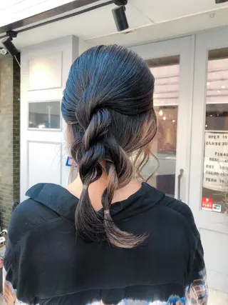 セミロング コクブ アキヨのヘアスタイル