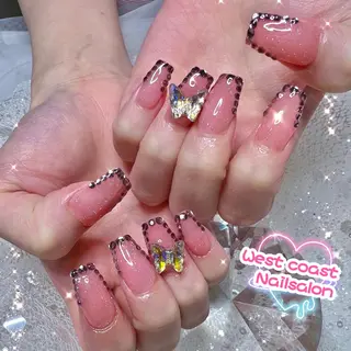 ネイル リボン、ガーリー パーツ放題専門店のネイルデザイン