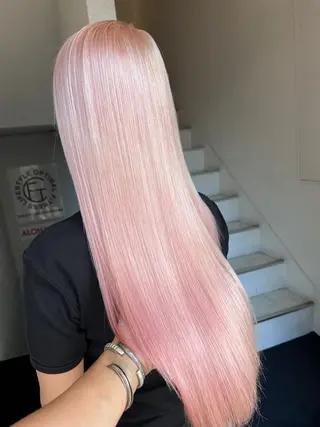 ロング カラー リアム 【LIam】のヘアスタイル