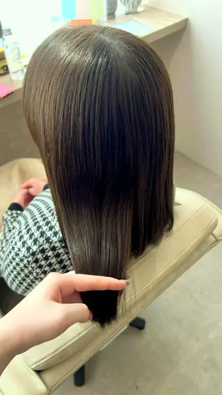 ロング カラー 山下 稚葉 艶髪/透明感カラーのヘアスタイル