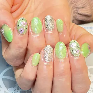 ショート カラー ネイル ネイルサロン　リリーブランシュ所属・森 瑞紀のネイルデザイン