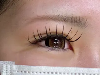 マツエク・マツパ ヘアメイクピカソ所属・ヘアメイクピカソ 髙井久美のマツエク・マツパデザイン