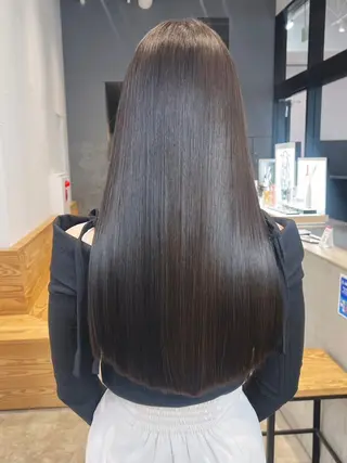 カラー セミロング ITbyALBUM 八王子店のヘアスタイル