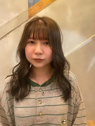 カラー Piu-所属・古澤 芽依のヘアスタイル