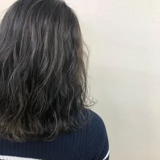ミディアム カラー ヘアアレンジ 外苑前NO.1艶髪 透明感カラーのヘアスタイル